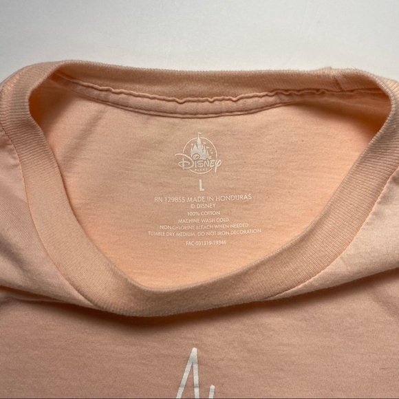 Disney Parks Mickey Mouse “selfie” T Shirt Large - Picture 7 of 13